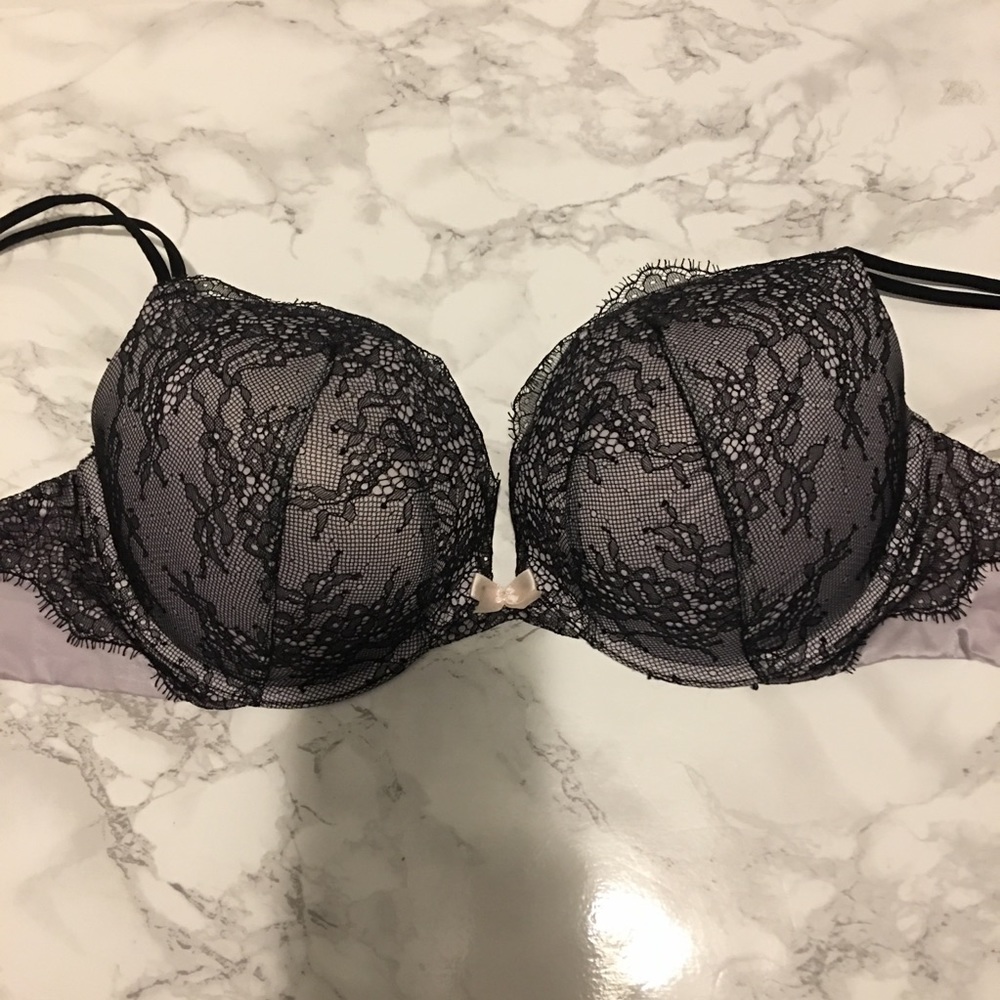 Victoria’s Secret lilac black lace push-up bra
